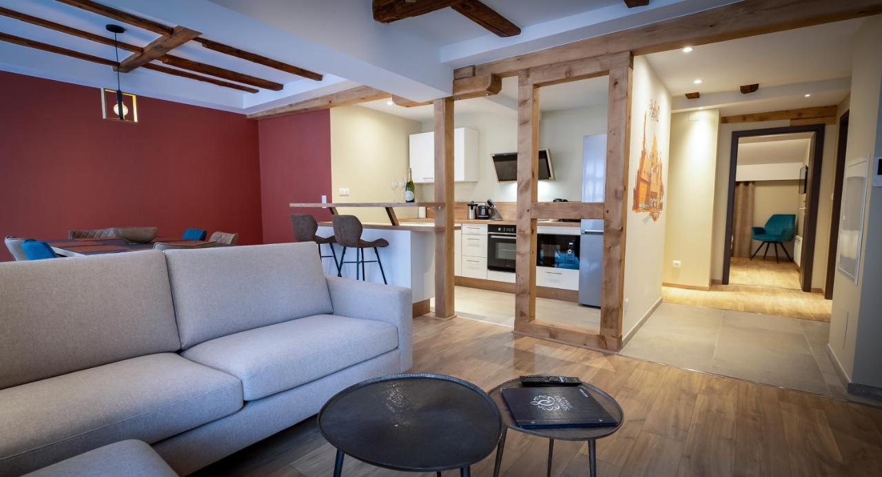 Appartement Serenity - De Prestige 4 Et 5 étoiles - 2, 4 Et 6 Personnes- Centre Historique Colmar