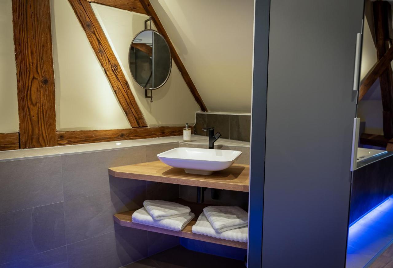 Serenity - De Prestige 4 Et 5 Etoiles - 2, 4 Et 6 Personnes- Centre Historique Apartment *